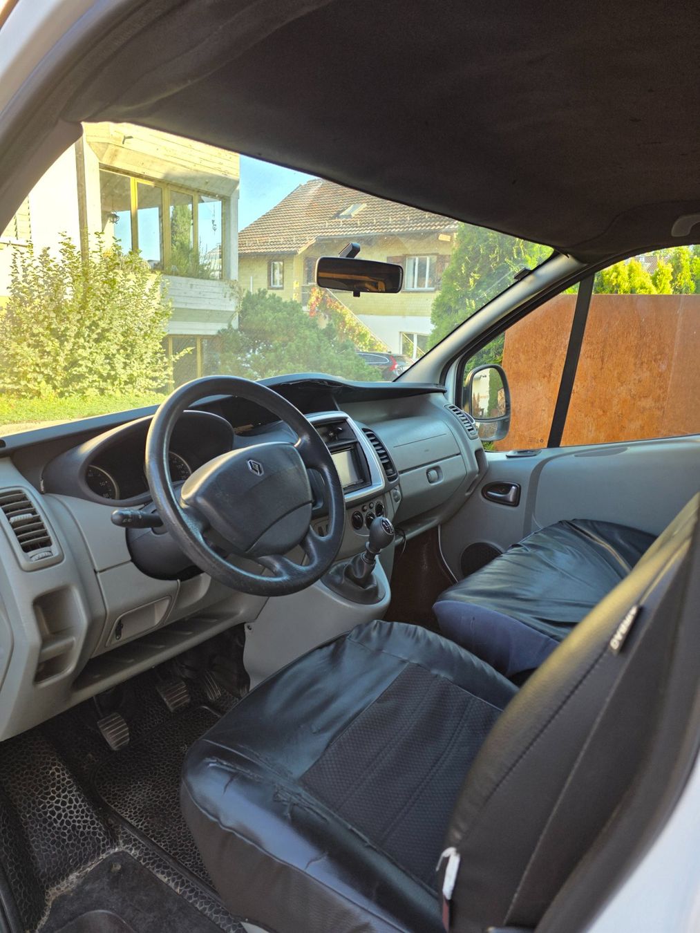 Renault Véhicules de camping: Renault Trafic dCi 115 Camper – D'occasion à Rothenburg par dario33 7