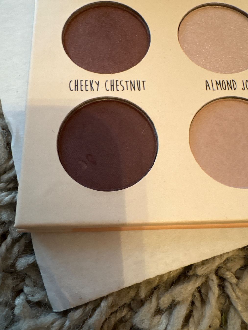 Pallets: essence palette Neu – Nuovo (secondo la descrizione) da Neukirch Egnach venduto da Bruno-Privatverkauf 2