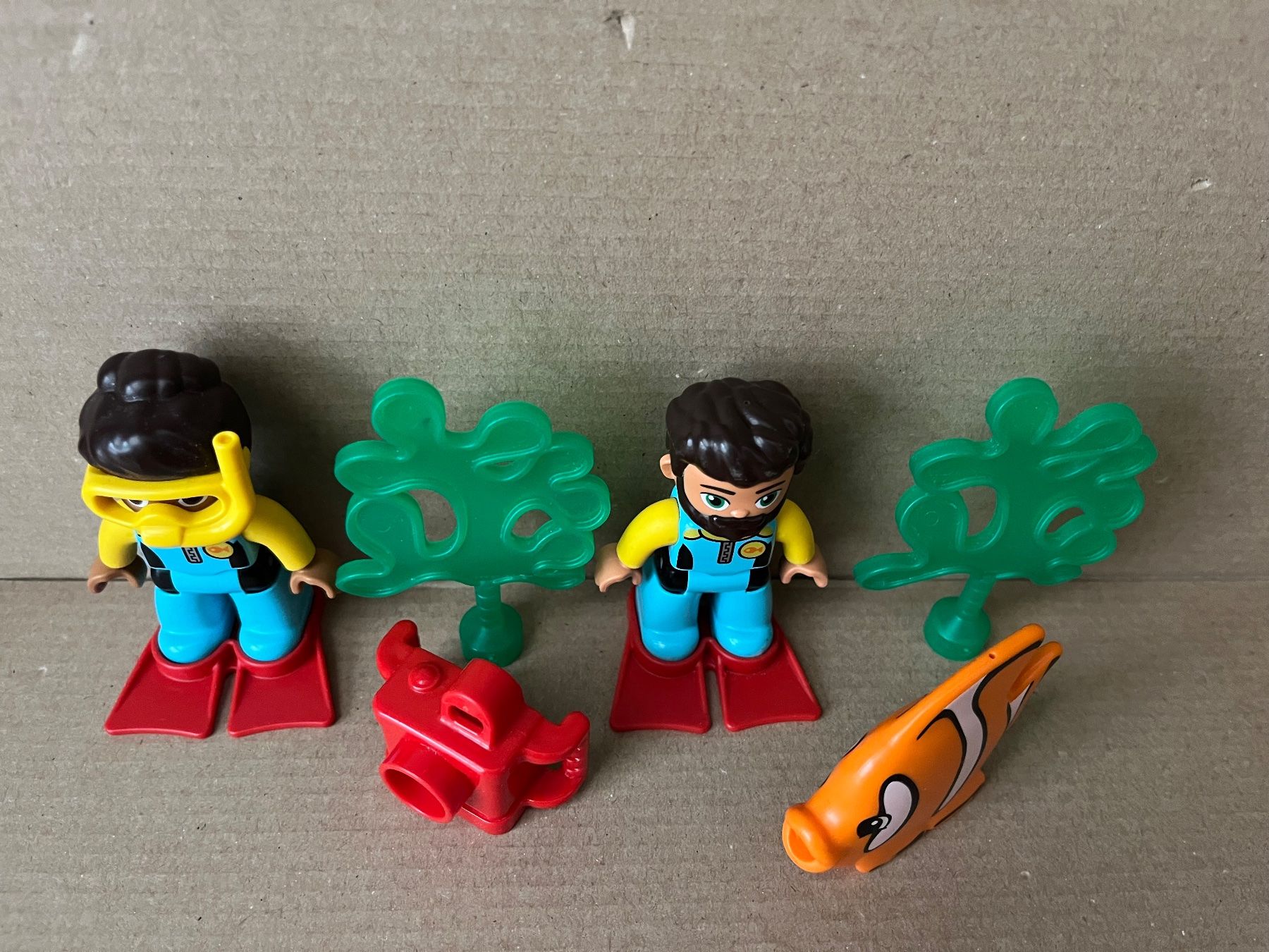 Giocattoli: Lego Duplo Figuren Taucher – Usato da Ostermundigen venduto da bibi511 1
