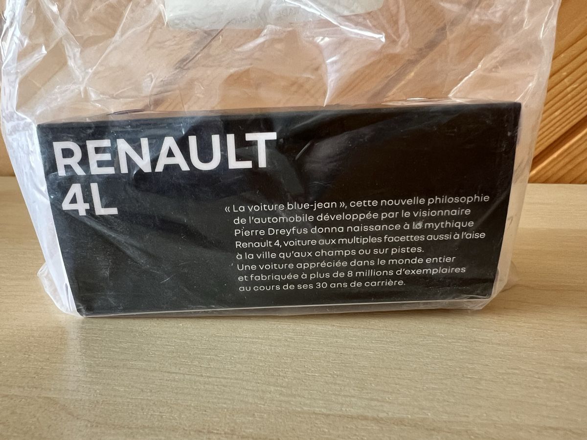 Renault Modellini d'auto: Neu Renault 4L Modellauto 3 Inch OVP – Nuovo e nell'imballaggio originale da Bachenbülach venduto da Manolo007 1