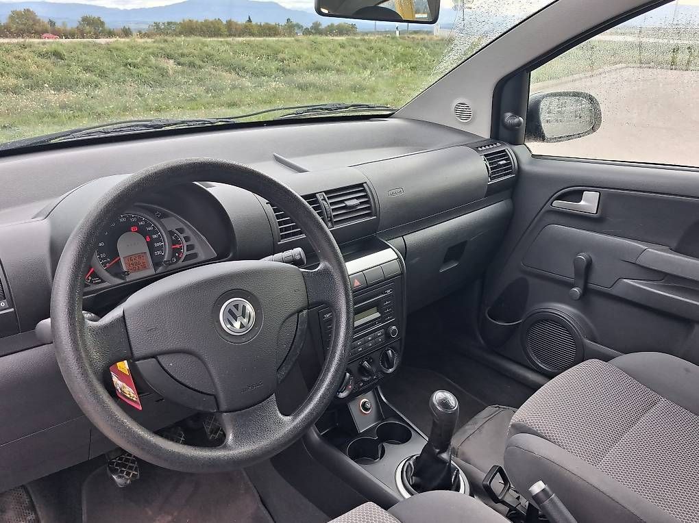 Automobili: Volkswagen FOX 1.2 – Usato da Gland venduto da ren_lxf9 1