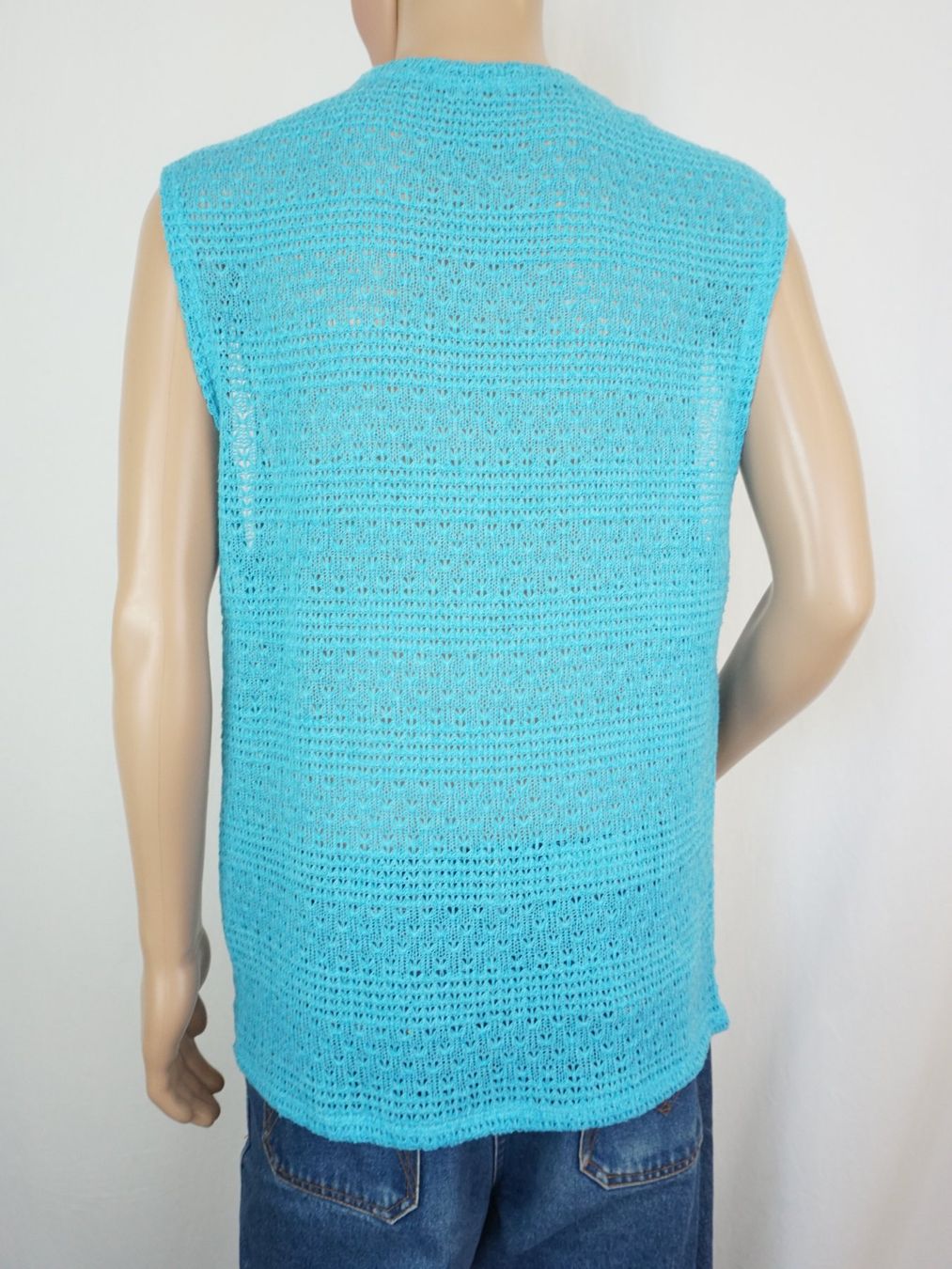 T-shirt: Kleiderset Manfinity 4 Tanktops versch. Farben – Usato da Pratteln venduto da Restwert_Pratteln 1
