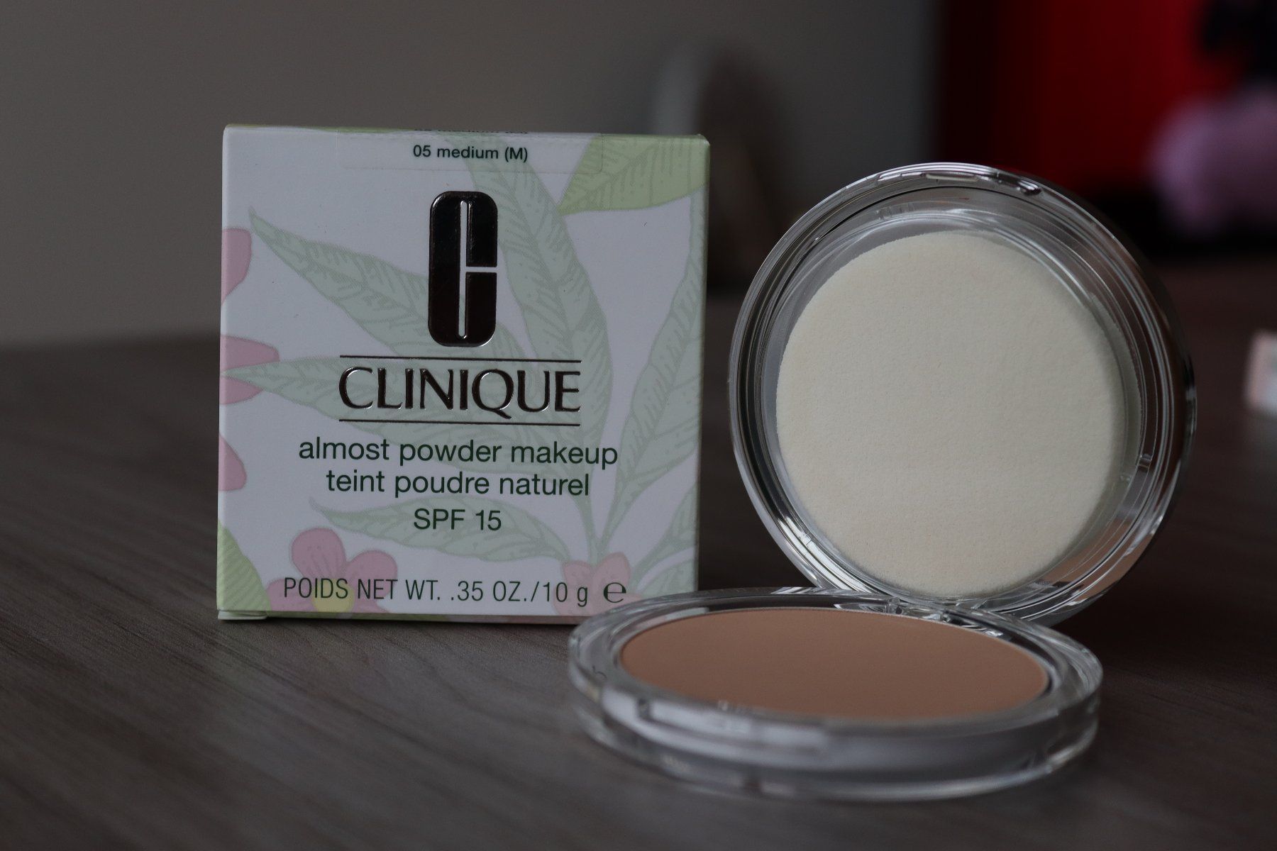 Clinique Make-up: Clinique Almost Powder Make Up 05 Medium Originalverpackt – Nuovo e nell'imballaggio originale da Dänikon ZH venduto da tug_m9b6 3