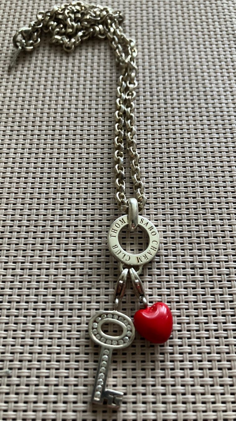 Thomas Sabo Colliers: Thomas Sabo Kette mit Anhänger – D'occasion à Spreitenbach par schwarzerhase70
