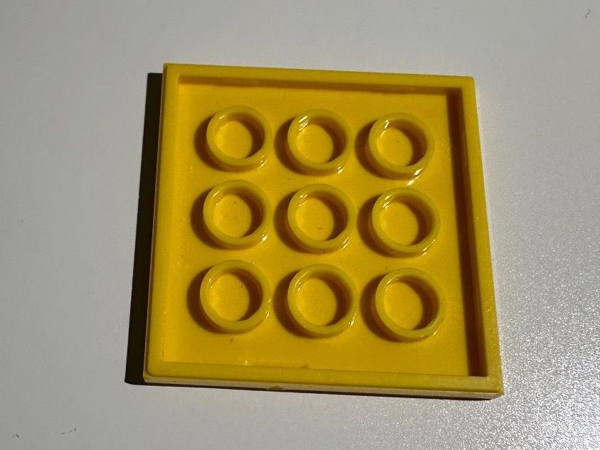 Lego Kit di costruzioni: Lego Logo 4x4 Fliese / Tile bedruckt – Usato da Kappel SO venduto da MyFunBox 1