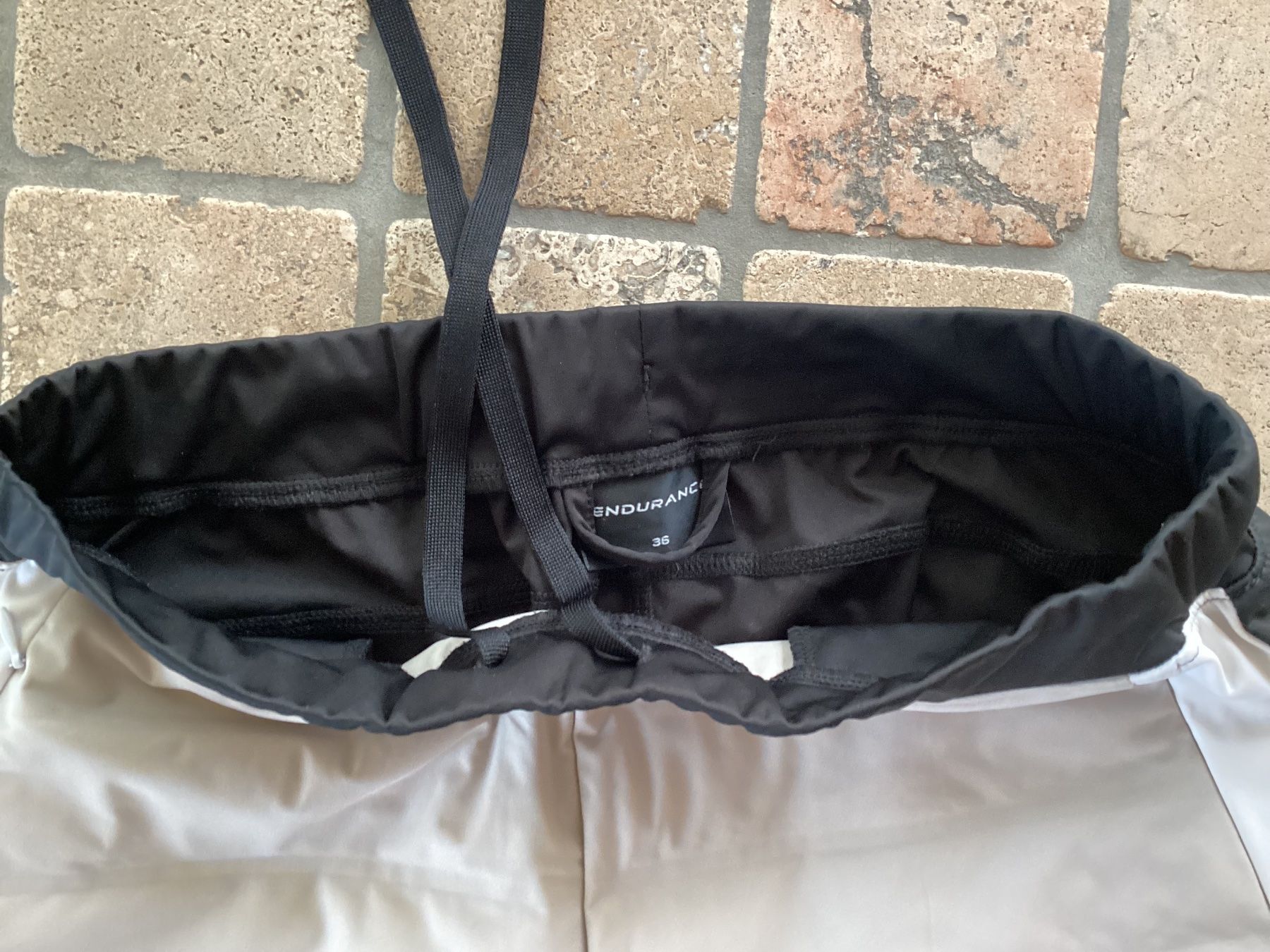 Pantaloni: Sporthose von Endurance, D Gr. 36, mit Primaloft, Langlauf – Nuovo (secondo la descrizione) da Mörschwil venduto da Monzar 3