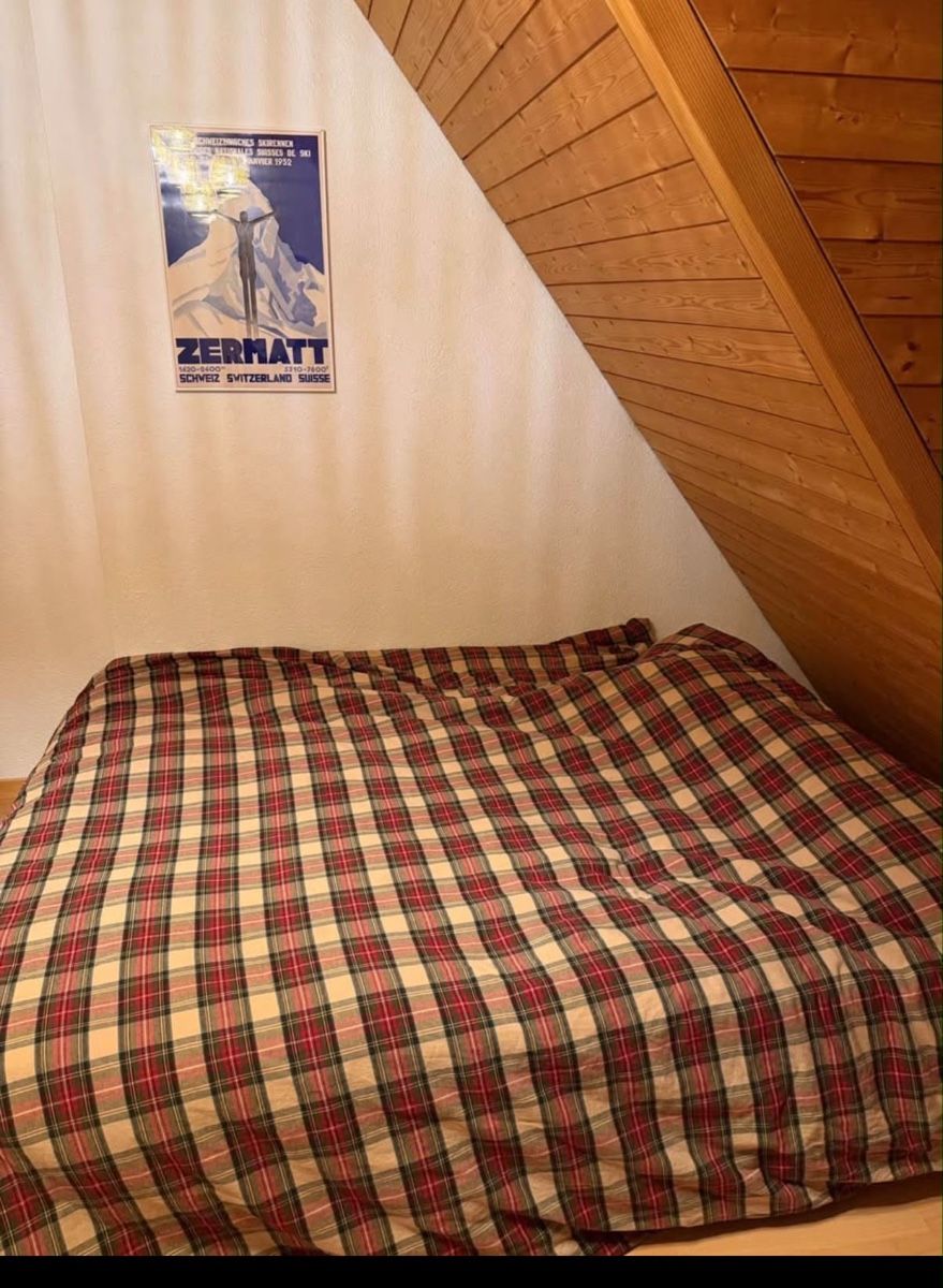 Betten: Bed frame + Ikea mattress – Gebraucht aus Zürich von Genius-ZH 1