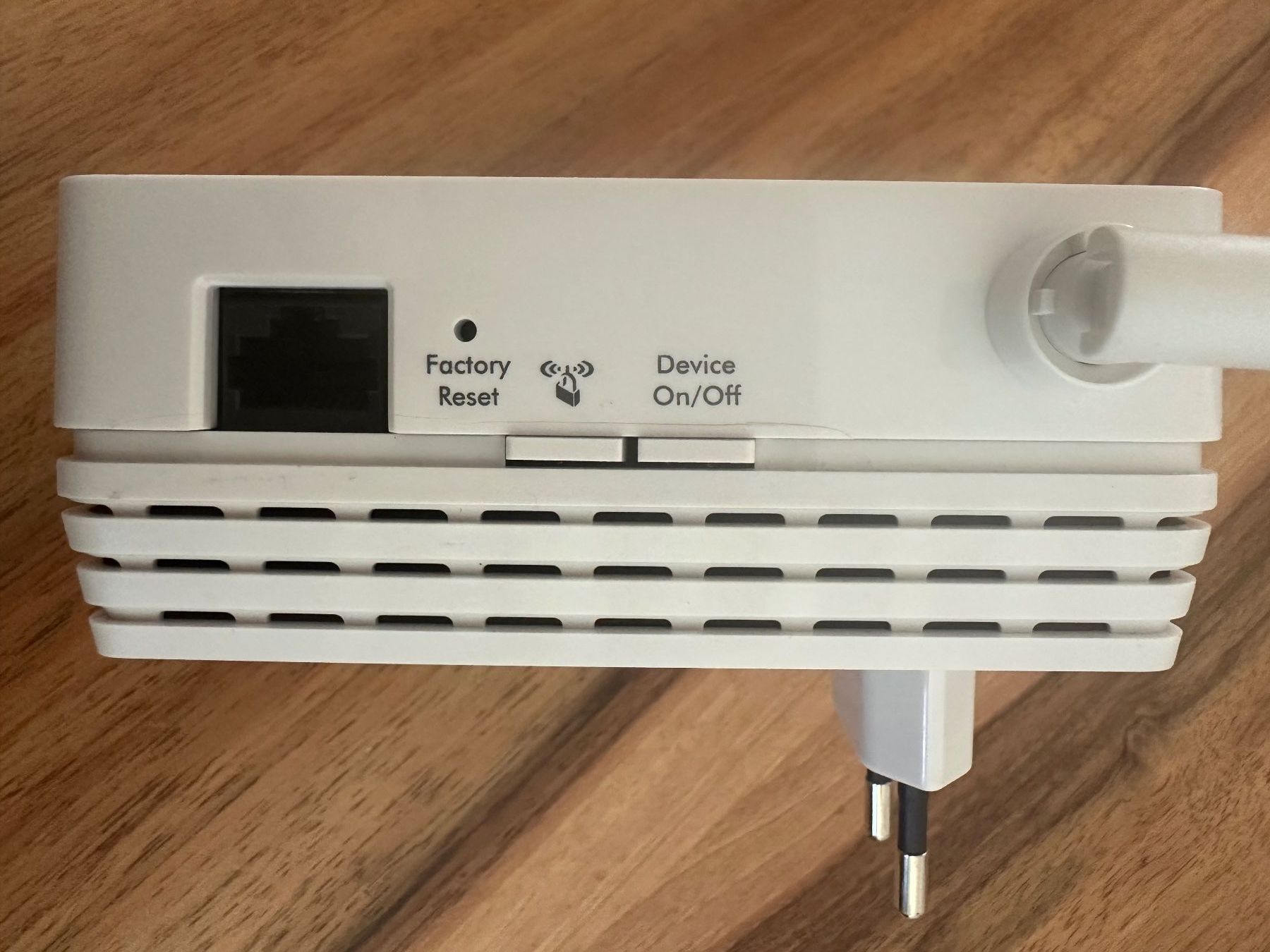 Netgear Wlan: Netgear WiFi Range Extender WN3000RP – Gebraucht aus Stallikon von Rsiri 2