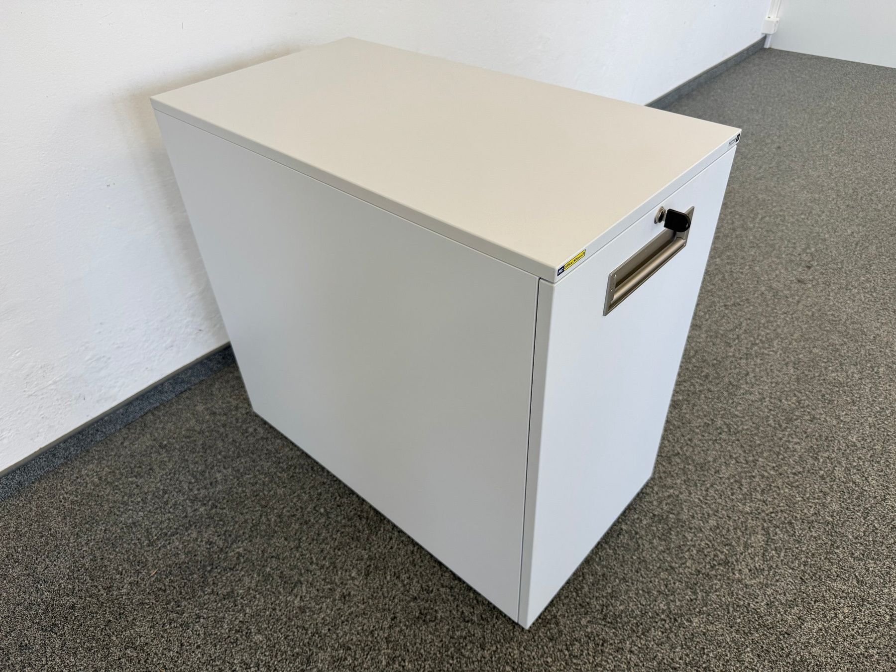 Sitag Banconi: Sitag Apothekerschrank Öffnung rechts – Usato da Schönenwerd venduto da mcofficeshop 2