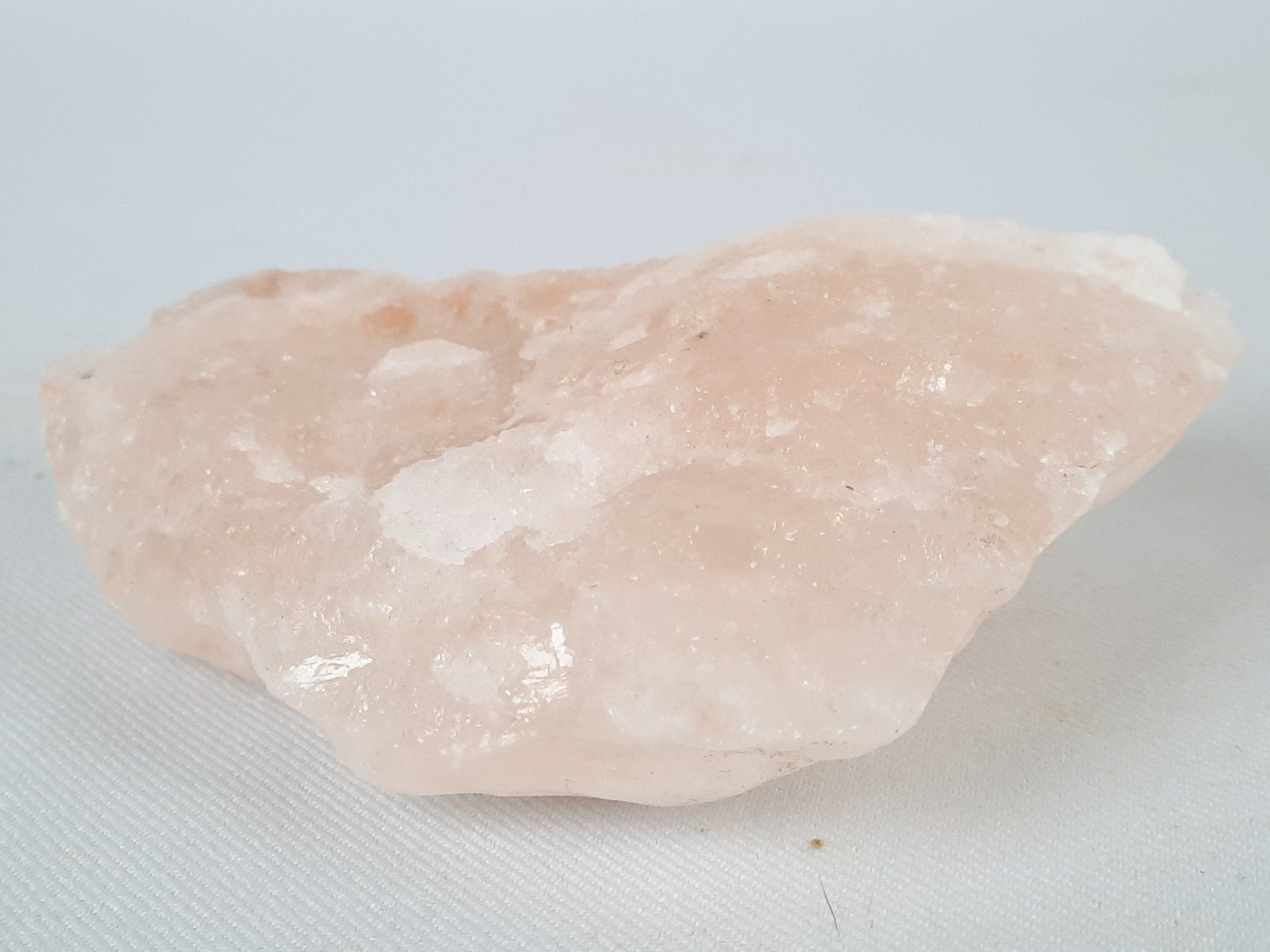 Mineralien & Heilsteine: Rosenquarz und Salzstein – Gebraucht aus Beinwil am See von Restwert_Beinwil 1
