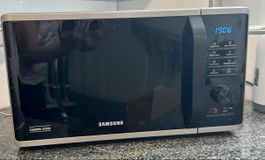 Samsung Mikrowelle Ceramic Inside, muss bis 12.7. abgeholt w