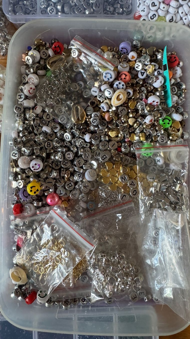 Perles (synthétiques): Kit de perles pour création de bijoux – D'occasion à Genève par nor_k8bf 5