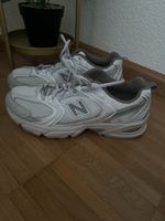 New Balance 530 Turnschuhe Weiss Grau Grösse 42