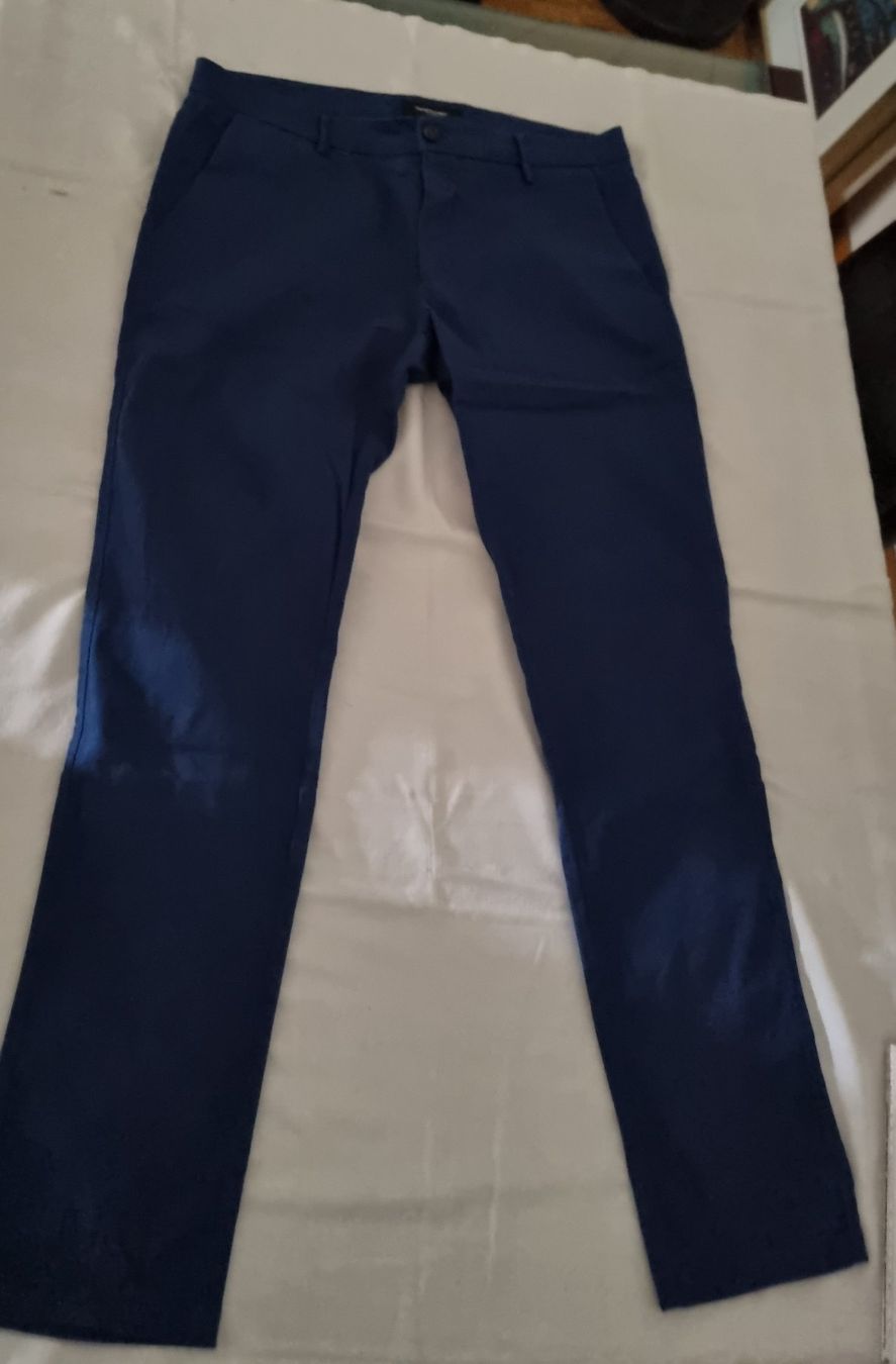 Jeans: Coole " Lawrence Grey " Hosen Gr. 52 – Usato da Schneisingen venduto da backstore24
