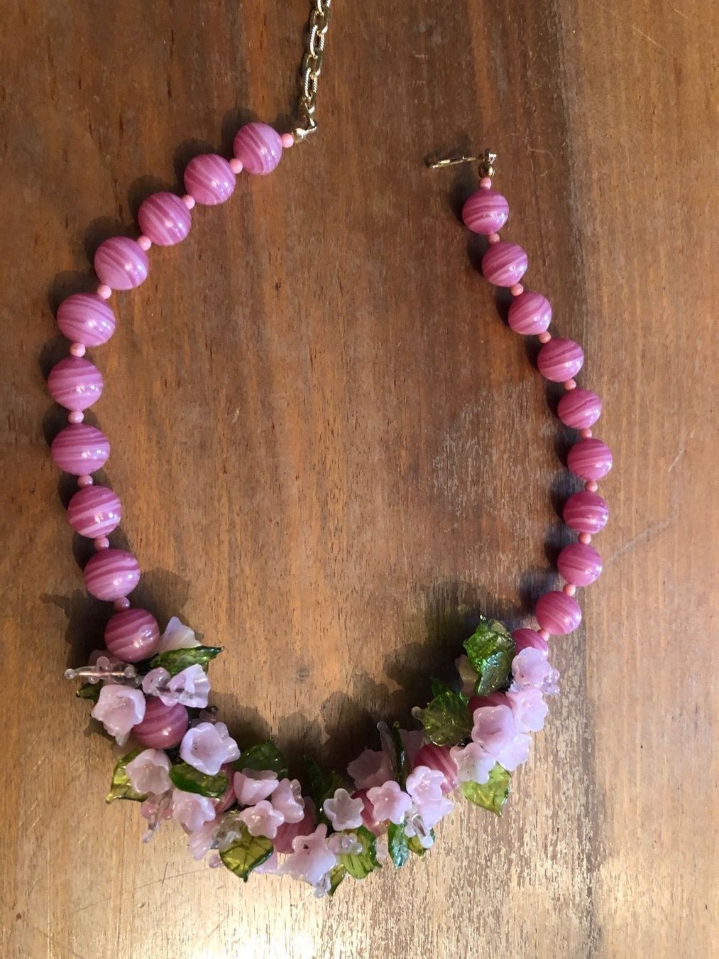 Catenine: GABLONZER GLASBLÜTEN Collier.Rosa farben – Nuovo (secondo la descrizione) da Wald ZH venduto da mlnt 5