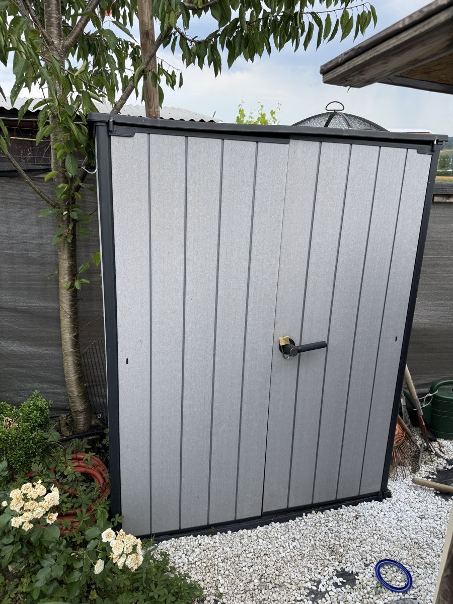 Keter Coffres de rangement: Gartenschrank – D'occasion à Geroldswil par ridi.shaqiri