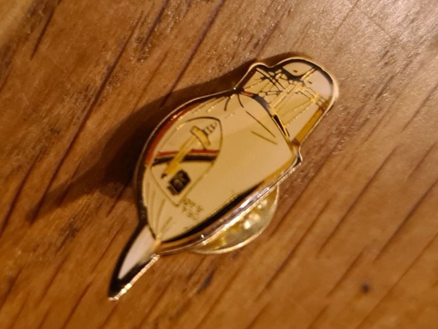 Plaquettes & Badges: Pin "Vogel" – D'occasion à Winkel par Heuresis 1