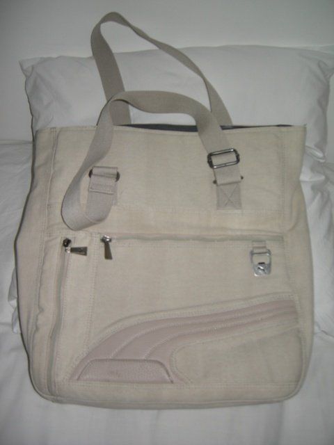 Puma Borse da donna: Puma Sport Tasche – Usato da Gwatt (Thun) venduto da Letzte-Chance-III 2