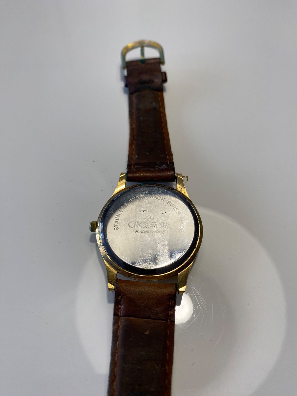 Uhren: Montre Grovana avec Date – Gebraucht aus Bottens von 2Lens 1