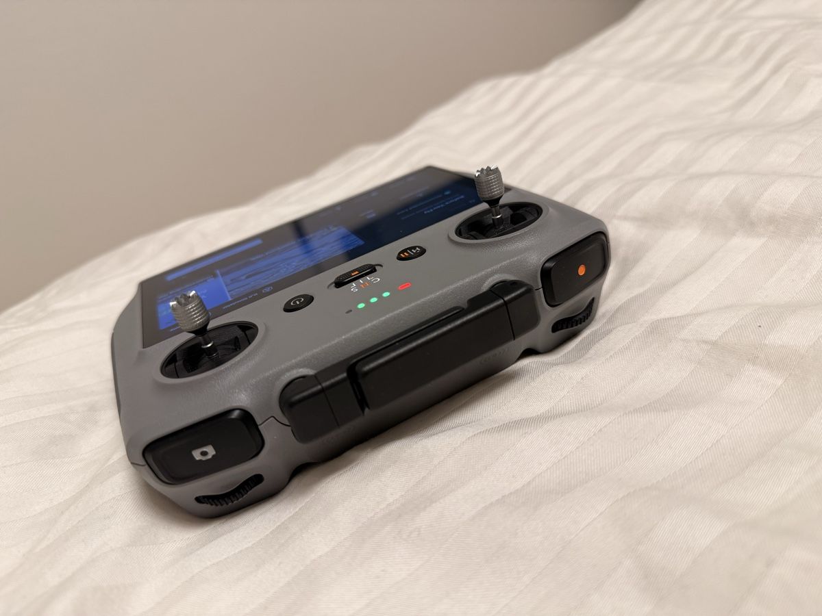 DJI Commande à distance: DJI RC2  – D'occasion à Sirnach par sirnach.uni 1