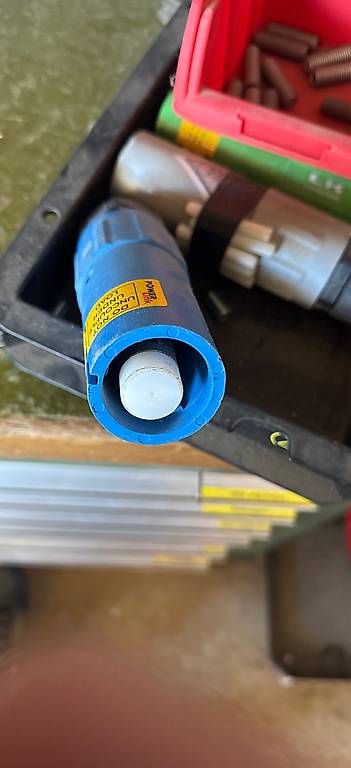 Alimentation électrique: Powerlock Steckersatz – D'occasion à Gipf-Oberfrick par Fam.Mueller.Wittnau