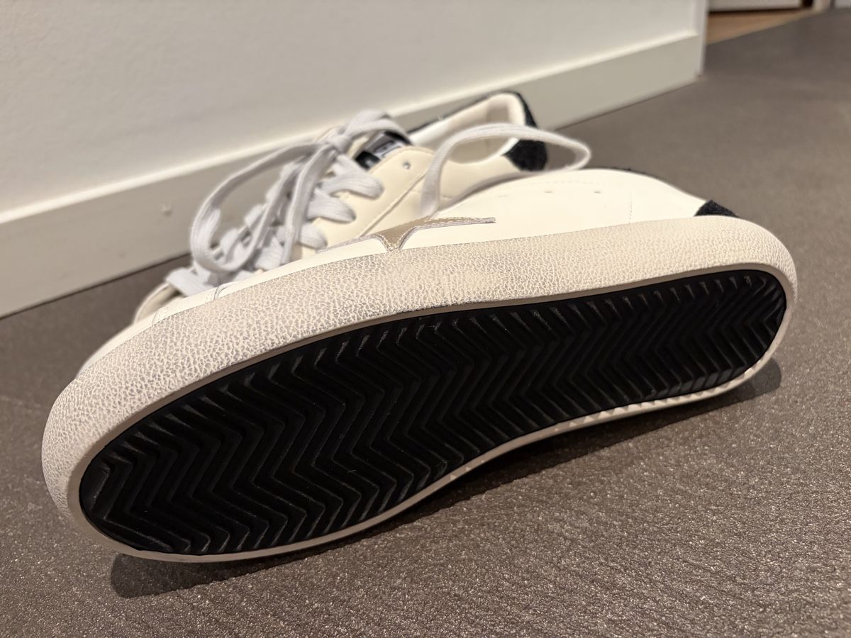 Chaussures femmes: white Sneakers – Neuf (Voir description) à Baar par ams_9dlw 1