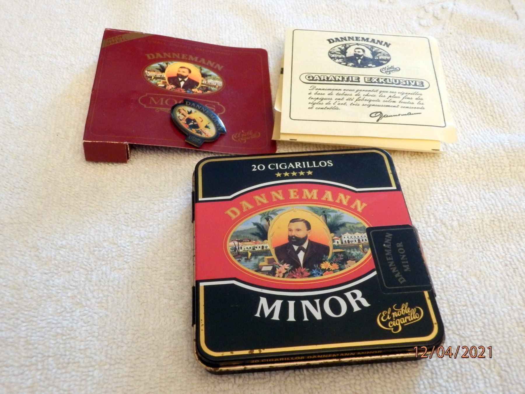 Sigari: Blechdose, Pin von Dannemann-Cigarillos – Usato da Ueberstorf venduto da dinbau 6