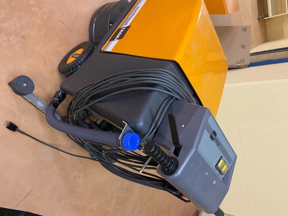 Taski Reinigungsmaschine (Gebraucht) in Lutry für CHF 700 – nur ...