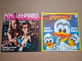 7" Singles-Sammlung Auflösung: 2x CH Gruppen