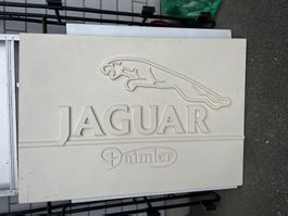 Grosses JAGUAR / DAIMLER Schild