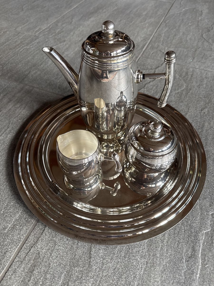 Set di piatti: Mid-century Kaffeeservice aus Nachlass – Usato da Frauenkappelen venduto da leola1973