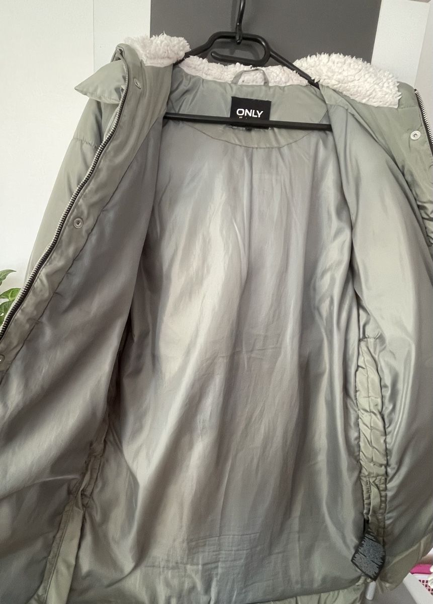 Only Jacken: Winter Jacke  Only G. S – Neu (gemäss Beschreibung) aus Frenkendorf von Pinda4402 4