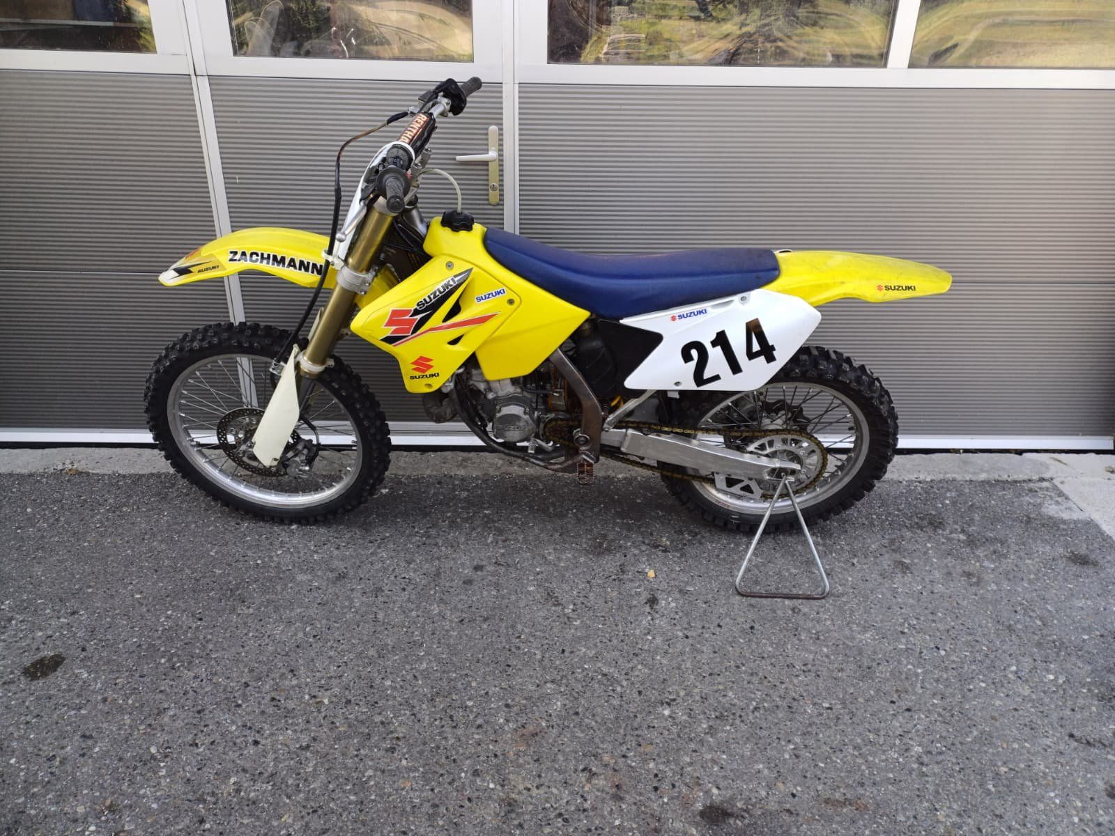 Suzuki Enduro: SUZUKI RM 125 2007 – Usato da Mettendorf TG venduto da Debrunner-Motosport 4