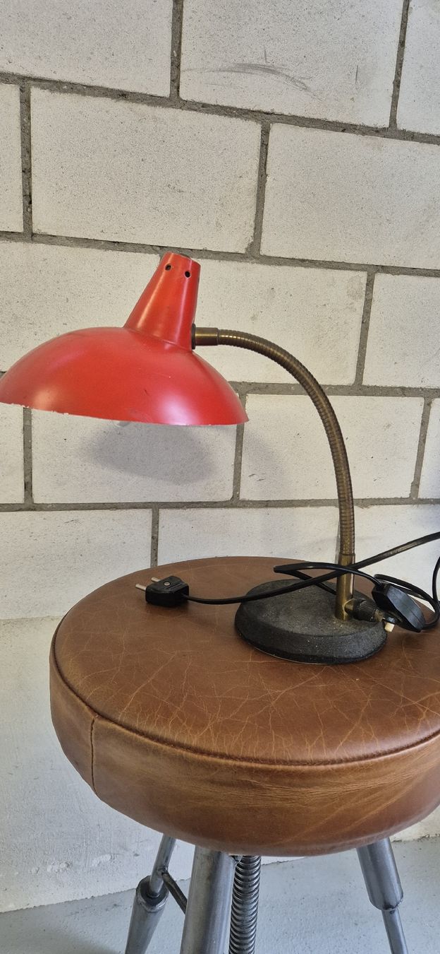 Lampade: Tischlampe, Schwanenhals. – Usato da Meilen venduto da COSTA_ABC 2