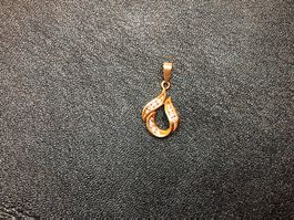 Tropfenanhänger mit Zirkonia aus 18 Karat Gelbgold Au 750