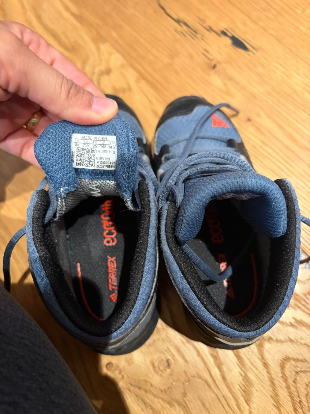 Adidas Schuhe für Jungen: Adidas Terrex Grösse 25 – Gebraucht aus Gähwil von Ste_Holz 5