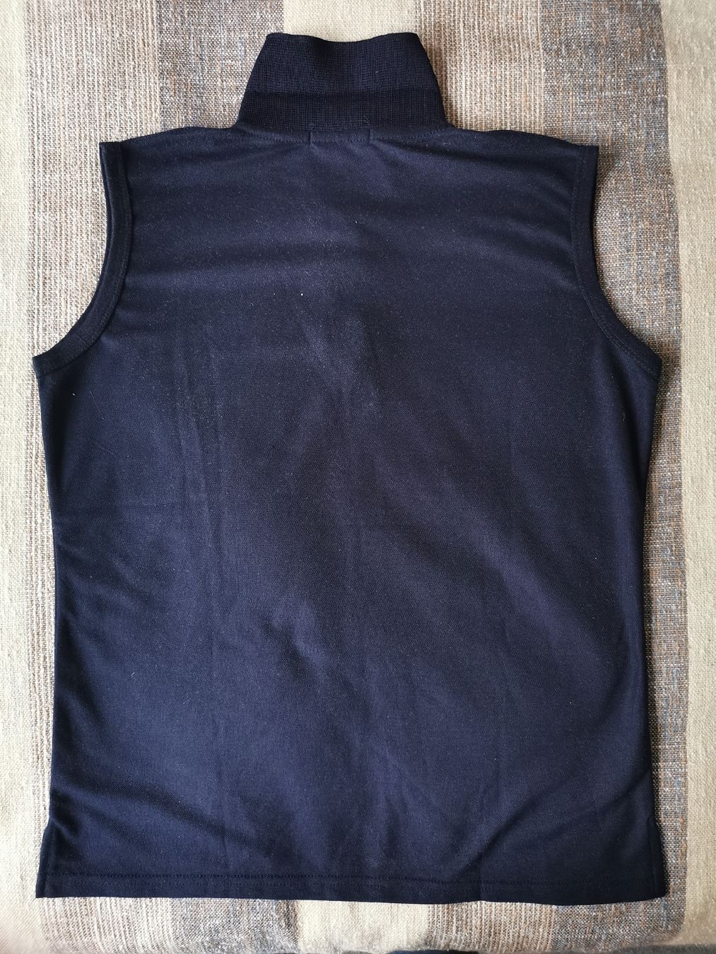 T-shirt: Dunkelblaues Shirt, Gr. S – Nuovo (secondo la descrizione) da Ostermundigen venduto da AlwaysHaveFun90 2