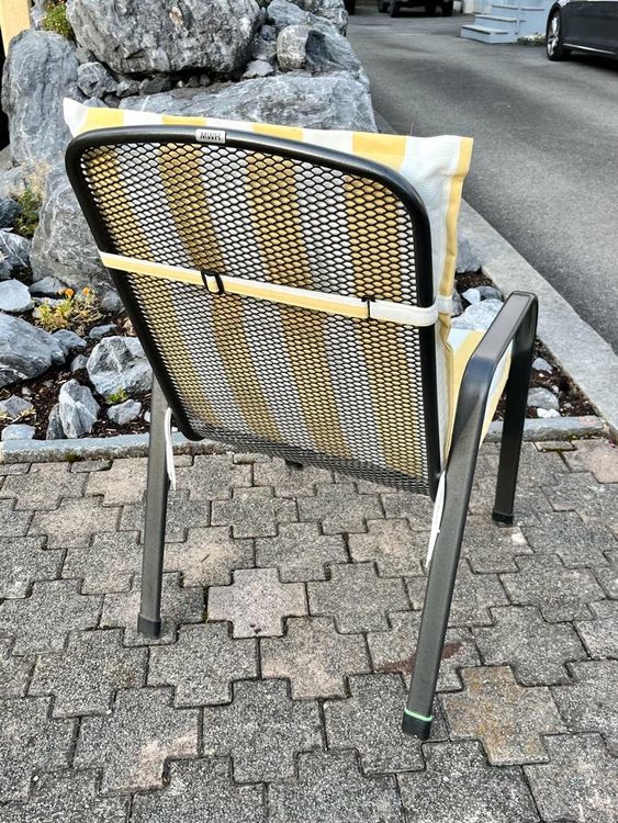 4 robuste Gartenstühle mit Sitzpolstern, Marke MWH Kaufen auf Ricardo