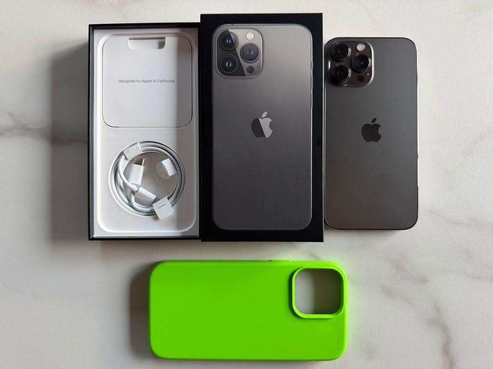 Apple Telefoni cellulari / Smartphones: iPhone 13 Pro Max 128 Go - Parfait état – Usato da Penthalaz venduto da david_1304