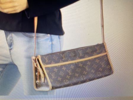 LOUIS VUITTON Popincourt Long Monogram Canvas, 30x15cm
