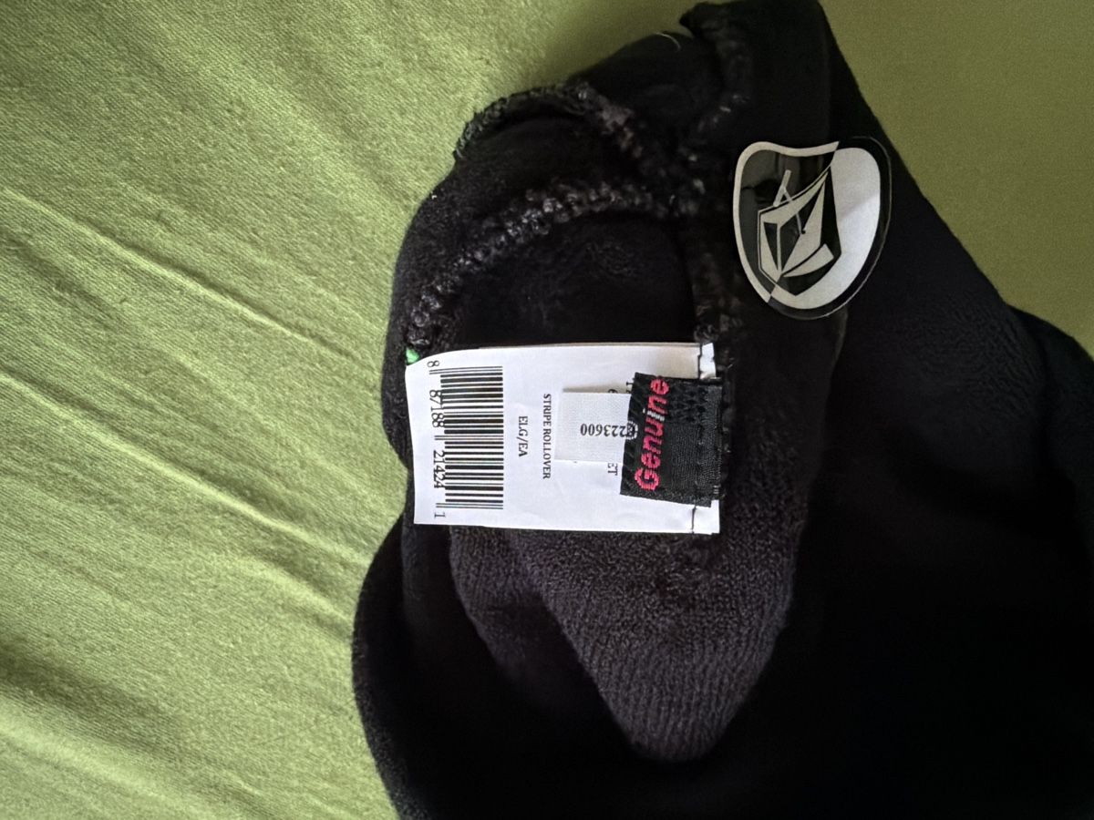 Volcom Hüte, Mützen & Caps: Volcom berretto  – Neu und originalverpackt aus Sementina von bru_vpp5 2