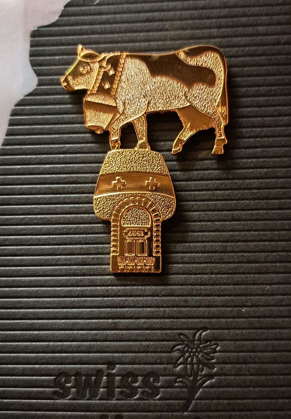 Plaketten & Abzeichen: Schweizer Wahrzeichen Pins - Swiss Collection – Neu (gemäss Beschreibung) aus unteraegeri von Marimari 3