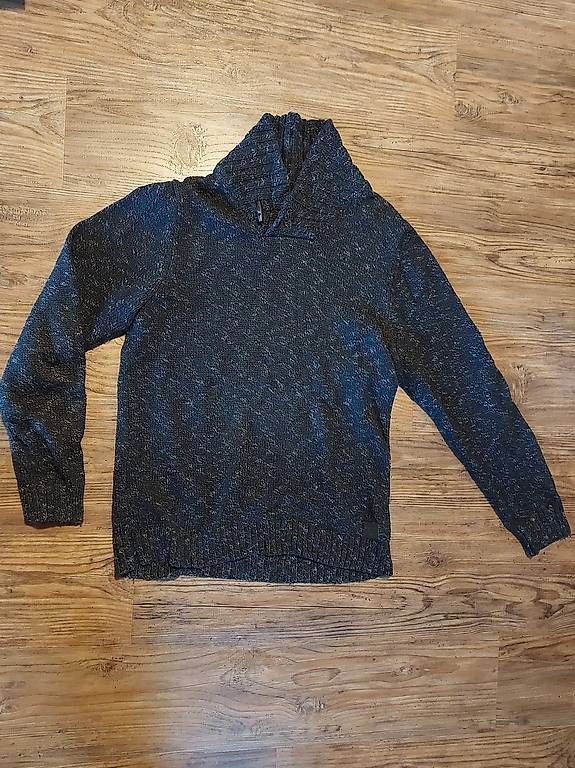 Maglioni & Felpe: Strickpullover L - GUESS – Usato da Urtenen-Schönbühl venduto da alexaz 1