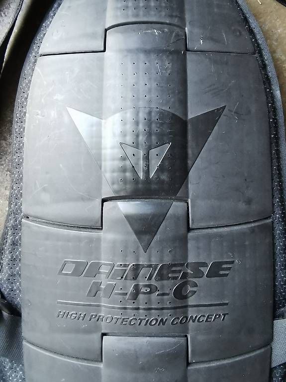 Protezioni & Imbottiture: DAINESE Rückenprotektor Grösse L – Usato da Zürich venduto da SecondHandLife 2