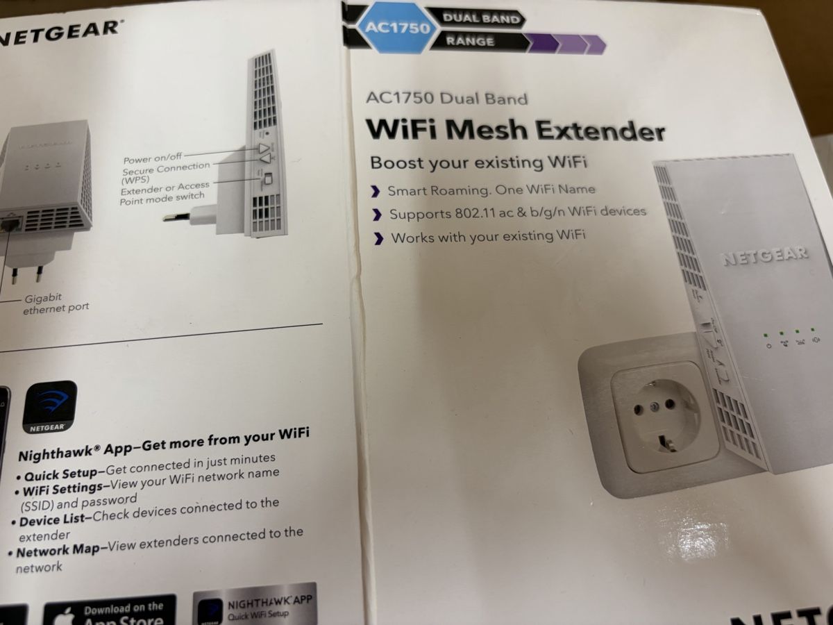Netgear WiFi: Netgear WiFi Mesh Extender neuwertig – Nuovo (secondo la descrizione) da Gümligen venduto da Monica-h 1