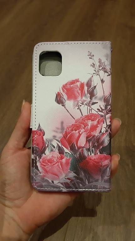 Apple Cover & Protezioni schermo: iPhone 11 Flip case NEU – Usato da Erstfeld venduto da nan_6f9p 2