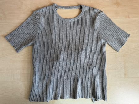 T-shirt côtelé gris Zara avec dos découpé - taille S