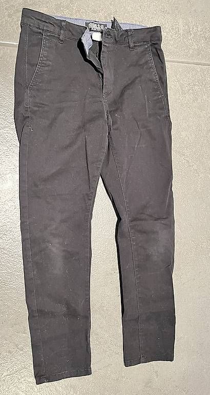 Hosen: Set à 4 Jeans Gr. 146 – Gebraucht aus Uetikon am See von kun_6knp 3