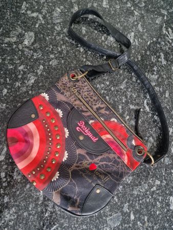 DESIGUAL - kleine Tasche, mehrfahrbig