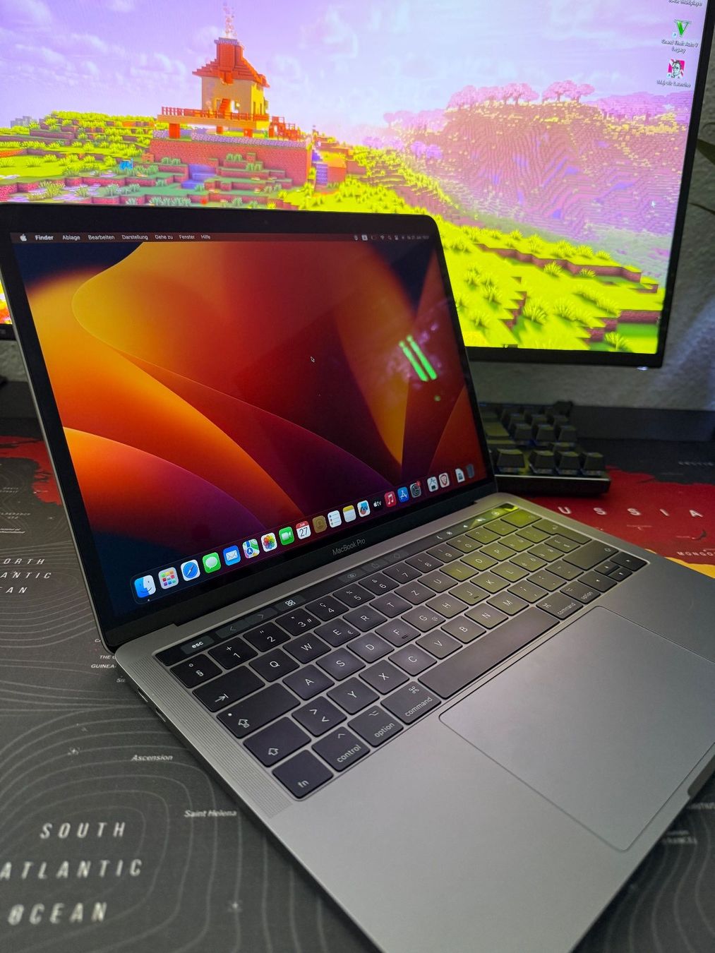 Apple Notebooks: Macbook Pro 2017 mit TouchBar – Gebraucht aus Frauenfeld von YouRbaBe 1